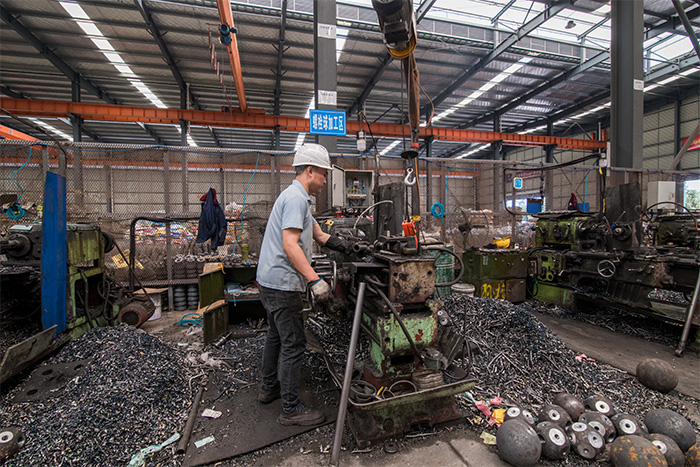 玉溪网架配件-螺栓球加工车间